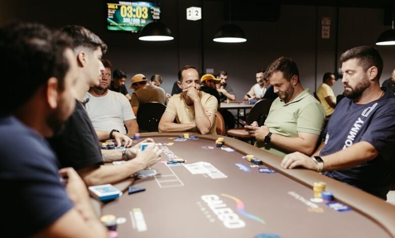 gloverbet24 com gaining attention